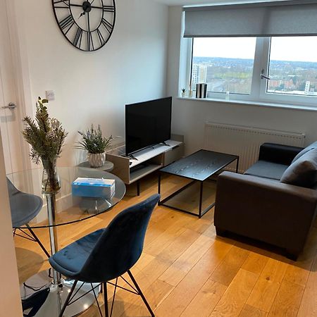 Morden 1 Bedroom City- Apt Central Stylish Living Croydon Exterior foto